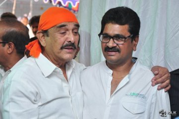 Celebrities Pay Homage To Edida Nageswara Rao